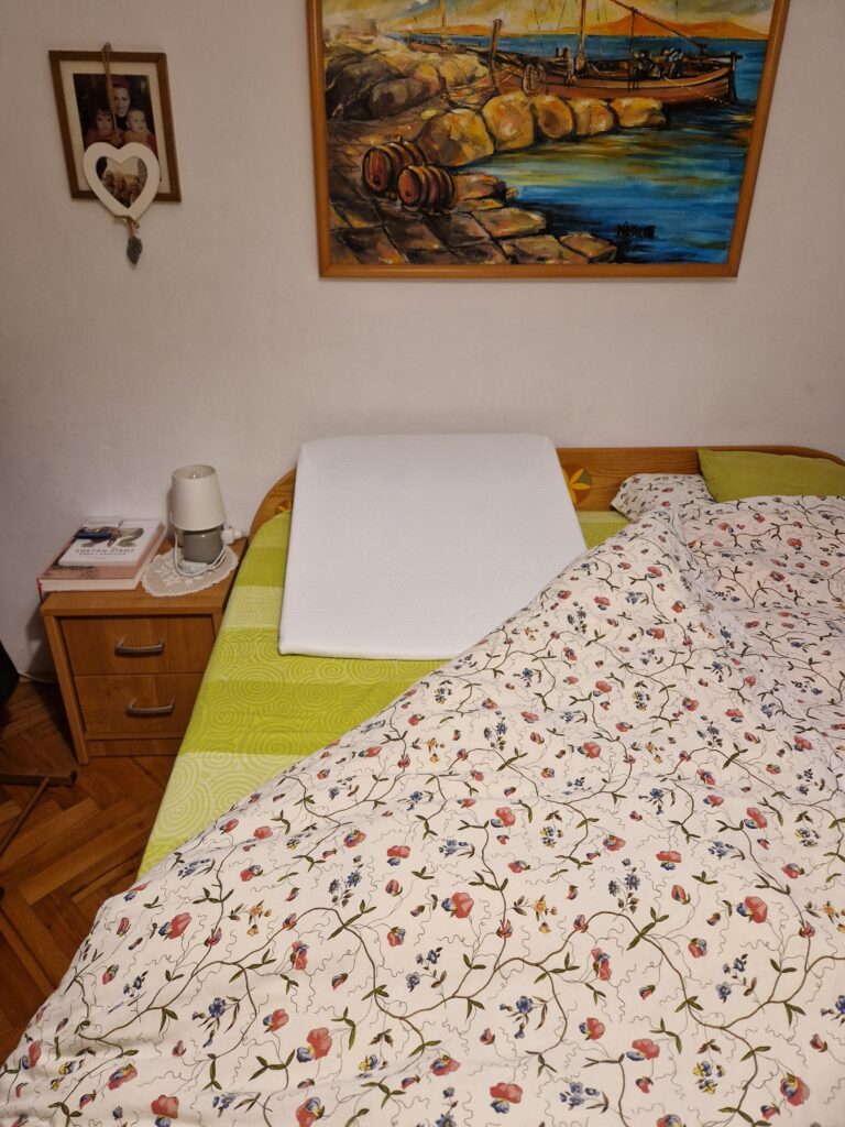 Image #1 from Slavica